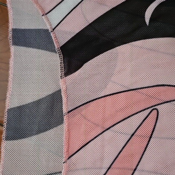 Retro Geometric Abstract Top - Picture 5 of 8